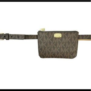 Michael Kors Signature Wallet Fanny Pack Belt❤️